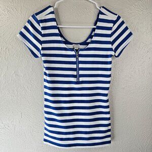 Guess Top Sz Small Royal Blue White Striped Zipper Short Sleeve Blouse Shirt